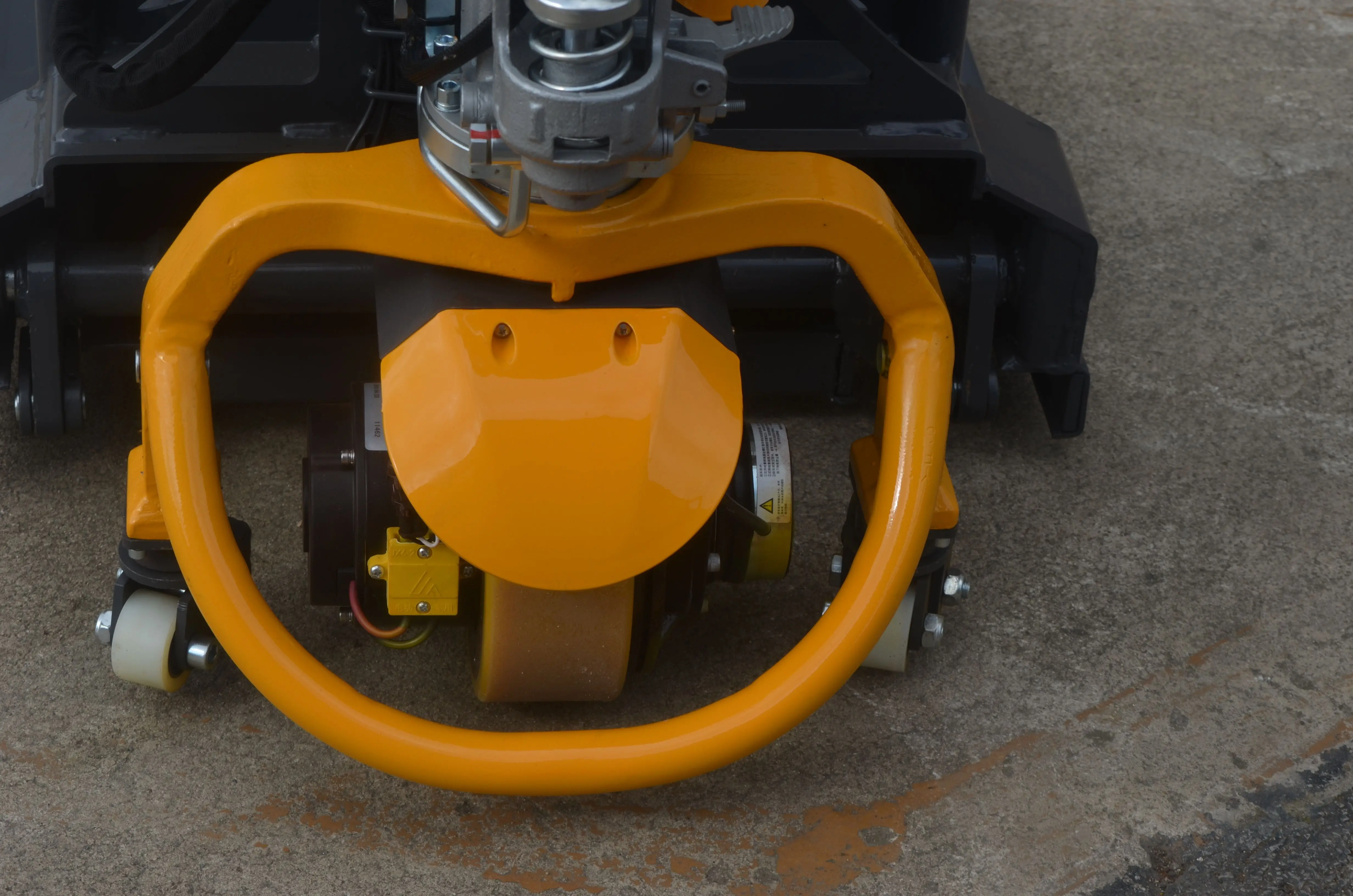 
1500kg 1.5ton Lithium Battery Powered Electric Pallet Truck with good price 