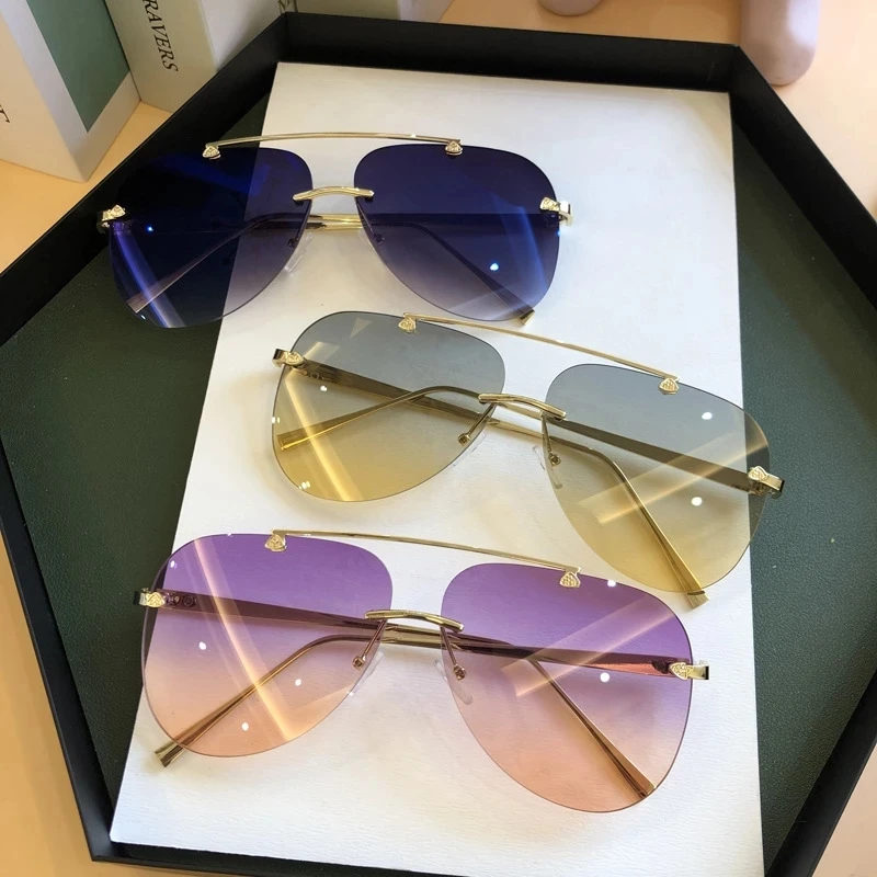 

Vintage Rimless Alloy Aviation Pilot Sunglasses for Men 2021 Brand Gradient Sun Glasses Female Metal Oval Shades Black Brown, Colors