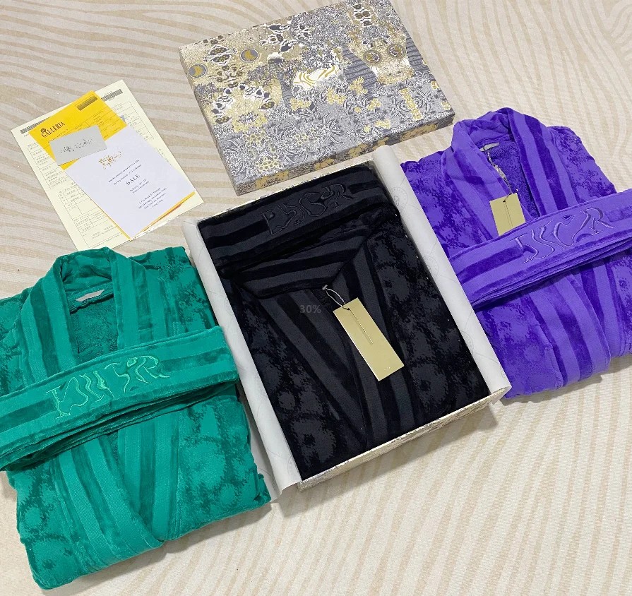 

Winter 100% Cotton Luxury Brand D Pure Cotton Sleepwear Bathrobe, Picture shows