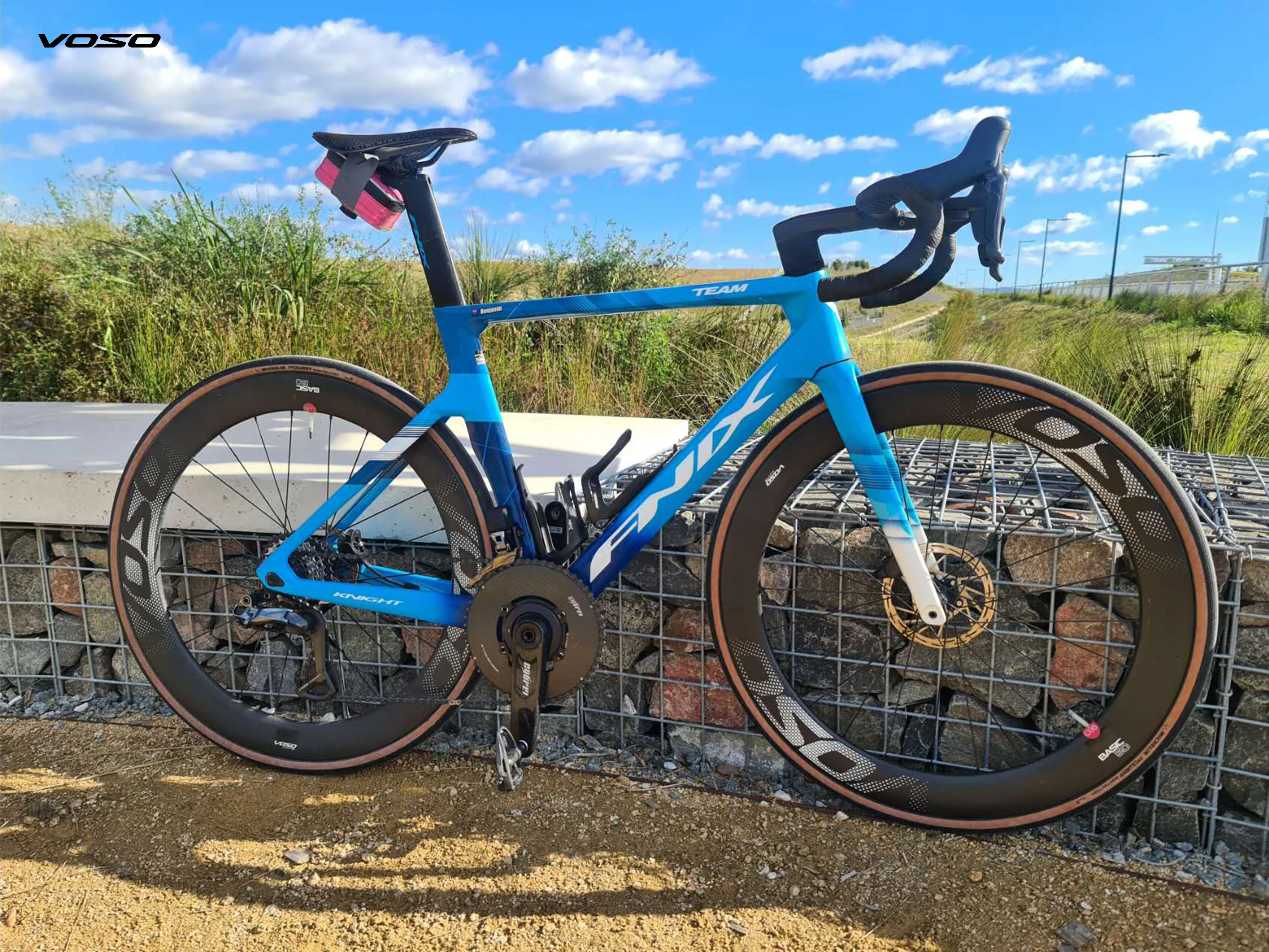 FNIX - SCOM - Hengxiang team bike showcase