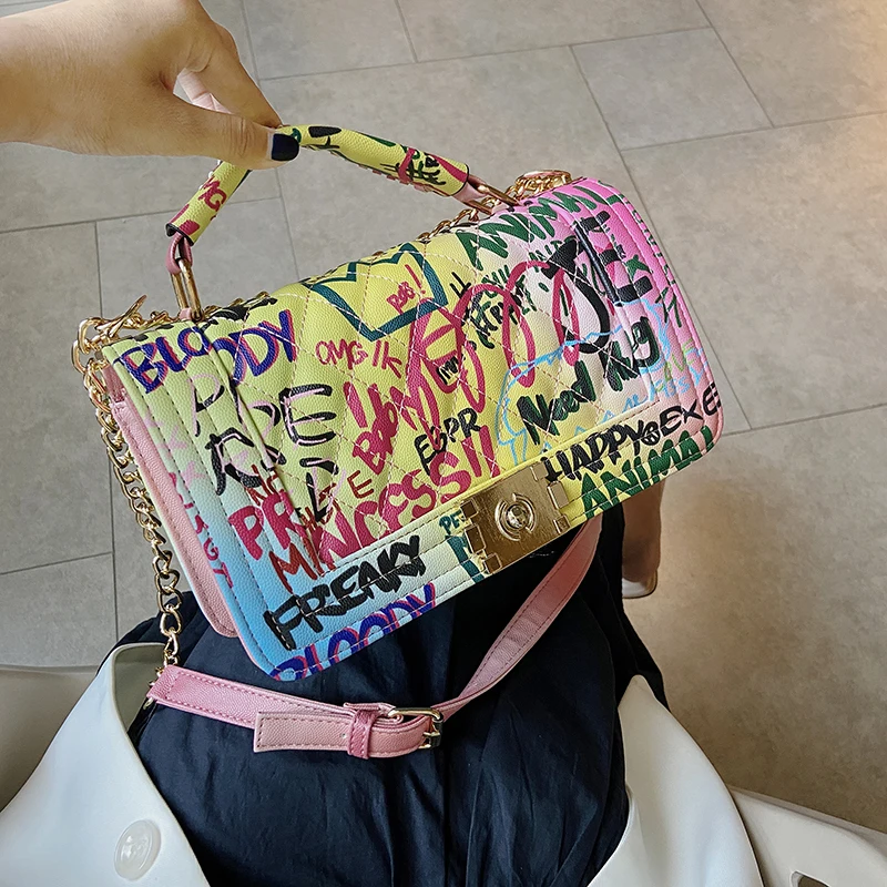 

Graffiti Bags 2021 Trendy Designer Handbags Famous Brands Chain Purses Graffiti Printed Shoulder Bags Wholesale Graffiti Handbag, As picture