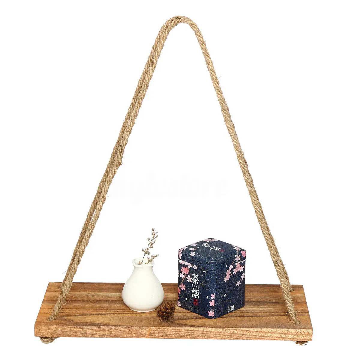 estantes de madera y soga