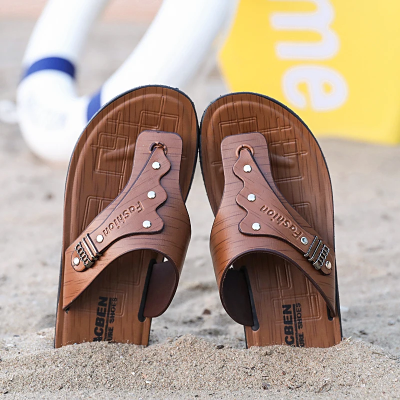

Wholesale Slides Men Sandals Summer Outdoor Beach Leather Flip Flops For Men, Brown