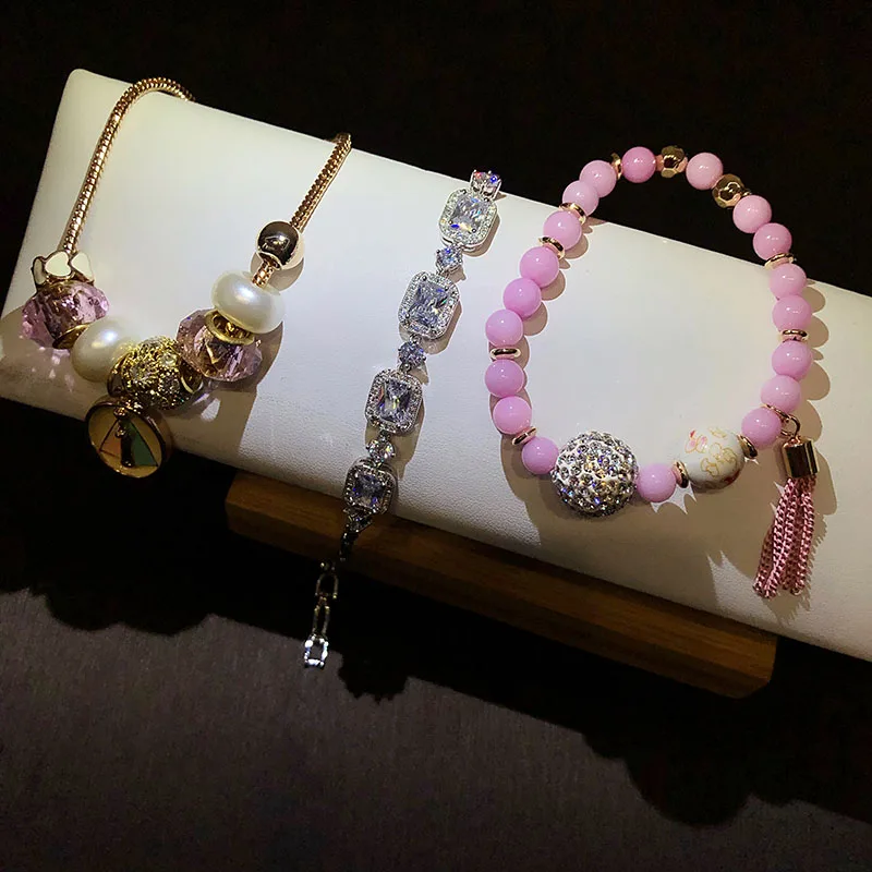 

Custom Size Freshwater Pearl Match White Zircon Charm Elastic Bead Bracelet