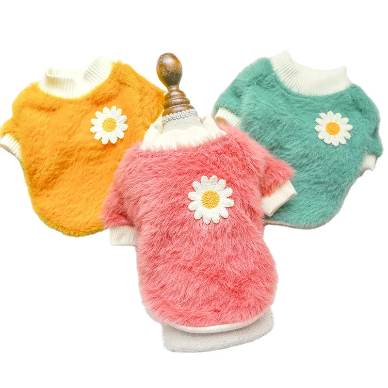 

Factory Direct Autumn And Winter Daisy Warm Clothes Pets Outfits Dog Clothes For Small Dogs Puppy