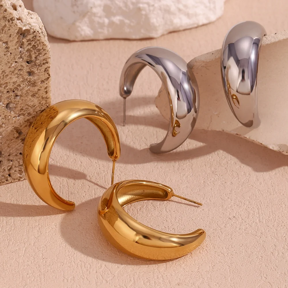 

Minimalist Jewelry Crescent Moon Statement Earring 18k Gold Plated Hoop Earring boucles d'oreilles en acier inoxydable