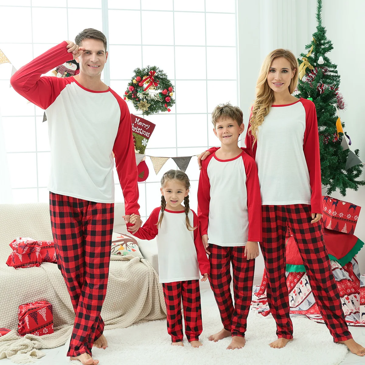 

FL-183 2021 Costume logo red black plaid print raglan tops with pants pajamas set for Christmas mommy and me father pajamas, Picture show
