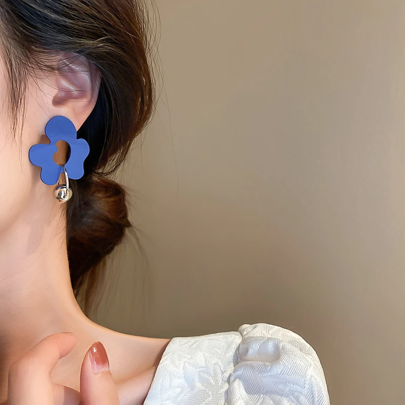 

new design ball drop blue flower disc earrings