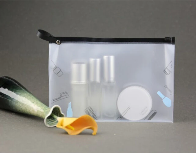 PVC zipper bag 3 (2).jpg