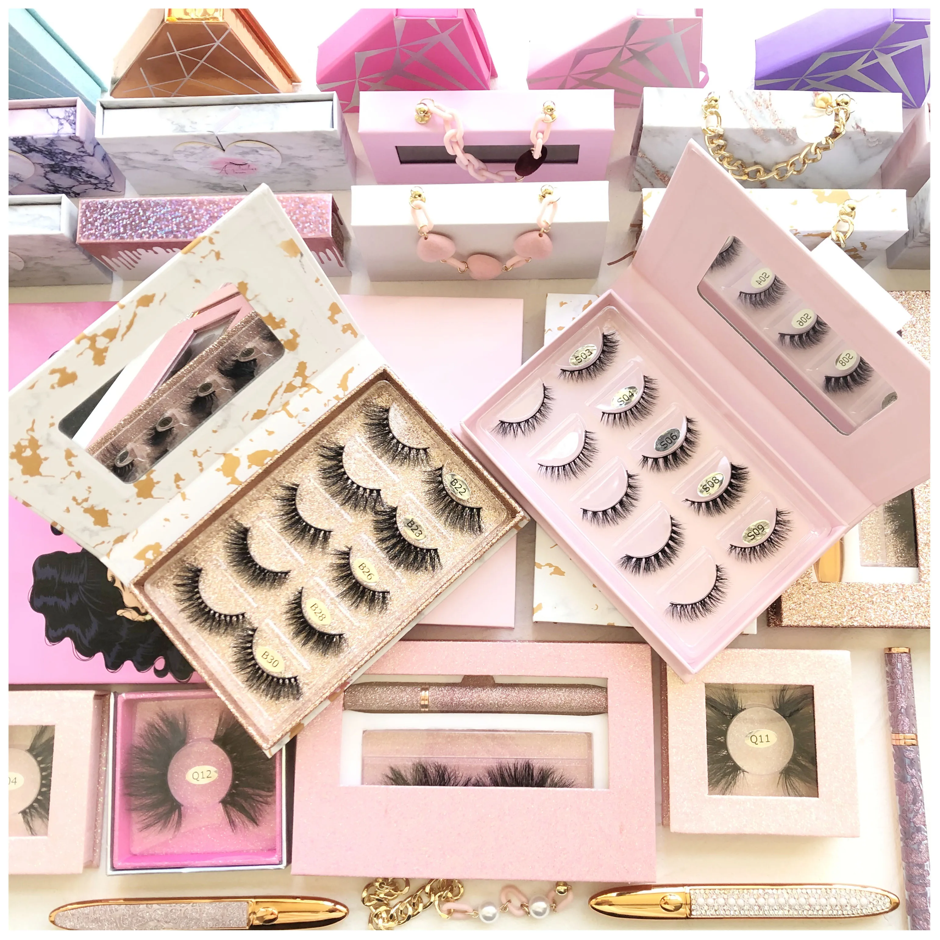 

iShero mini eyelash book with mirror 16mm lashes 3d natural curly mink eyelashes with custom eyelash box, Black
