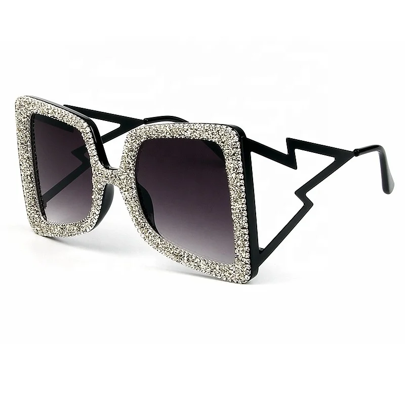 

2020 UV400 Italy Design Luxury Diamond Big Frame Oversized Bling Sun Glasses Women Crystal Rhinestone Shades Sunglasses, Customized color