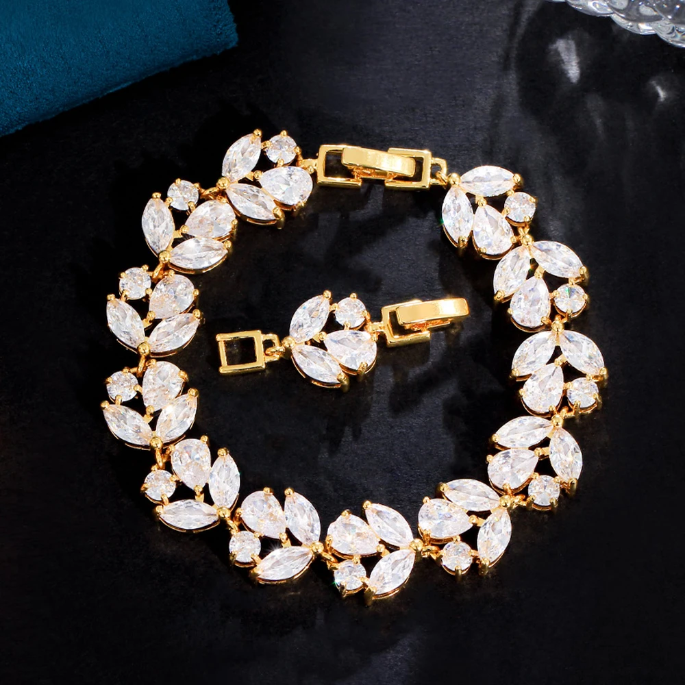 Elegant Leave Shape Chain Link Red Cubic Zirconia Crystal Women All Match Engagement Wedding Bracelets Bangle Jewelry Accessory