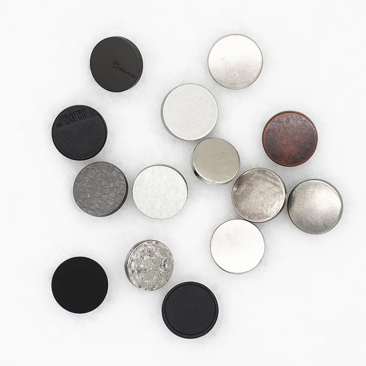 

Wholesale high quality antique retro 17mm clothes accessories and rivets custom LOGO metal zinc alloy flat jeans buttons