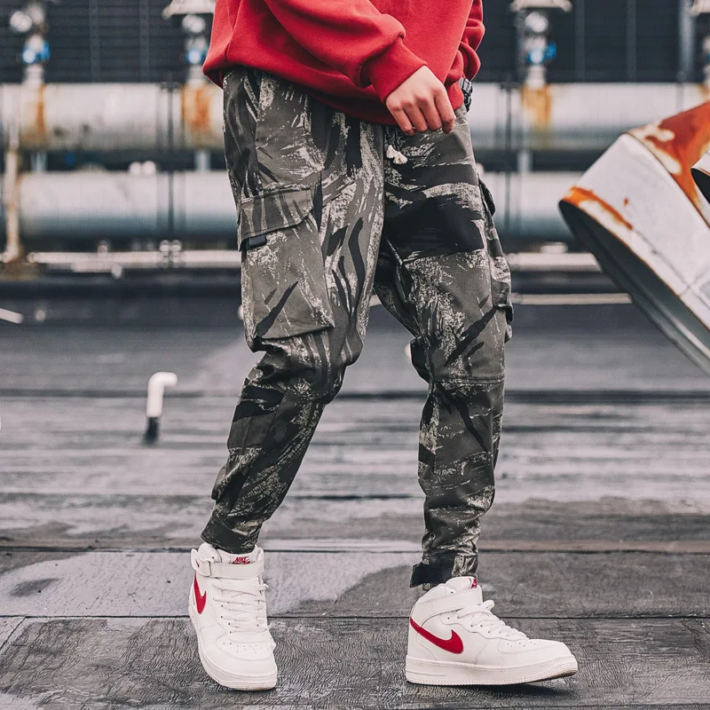 

The new multi-pocket drawstring casual pants spring autumn 2020 camouflage Harlem cargo pants bunched leg pants popular