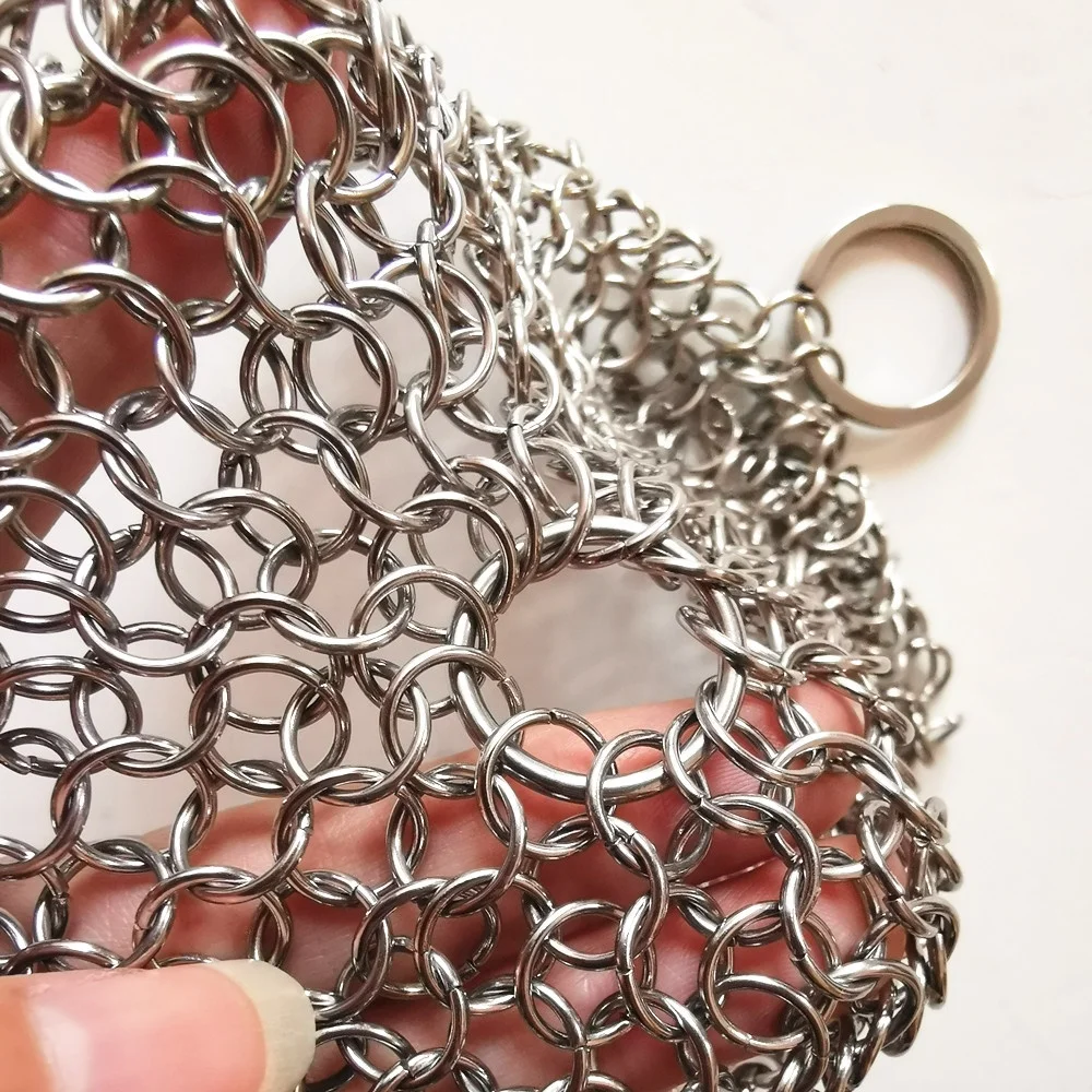 

cast iron cleaner welded ring chain mail scrubber, Silver