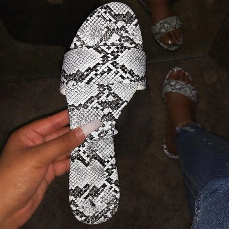 

Fashion Snake Print Sandal Flat Slides 2021 Ladies Shoes Snakeskin Slippers For Women, As pictures or customized color