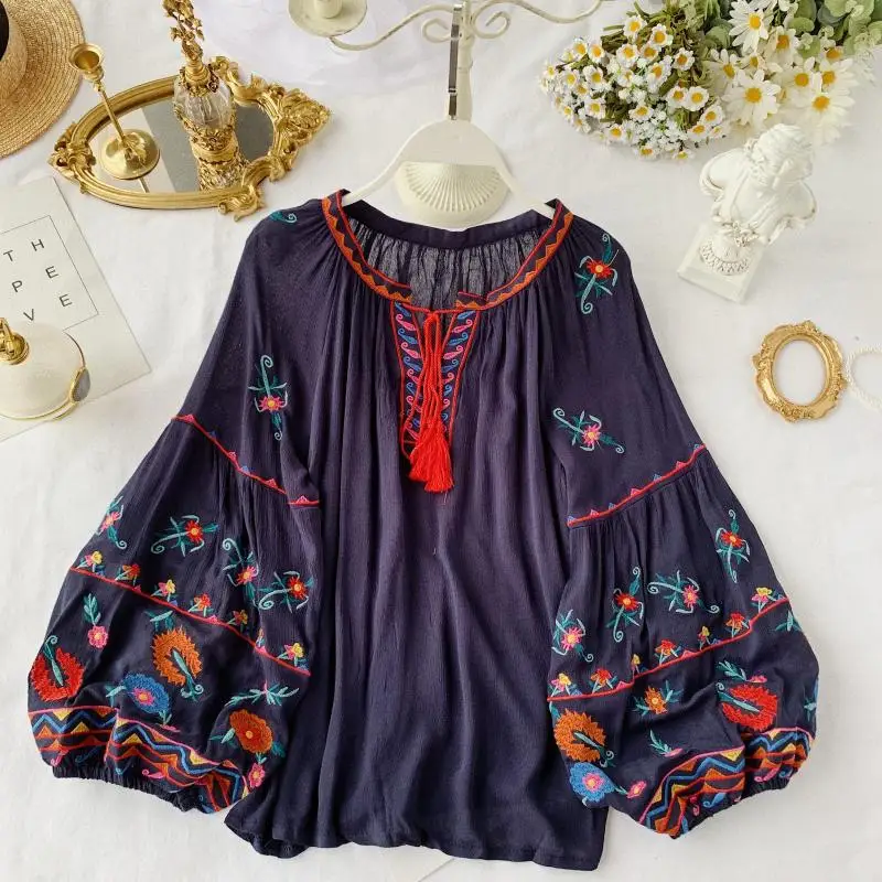 

2020 Summer Women Casual Blouse Lady Bohemian Style Floral Embroidery Short T-shirt V-neck Loose High Waist Fashion Blouse Tops