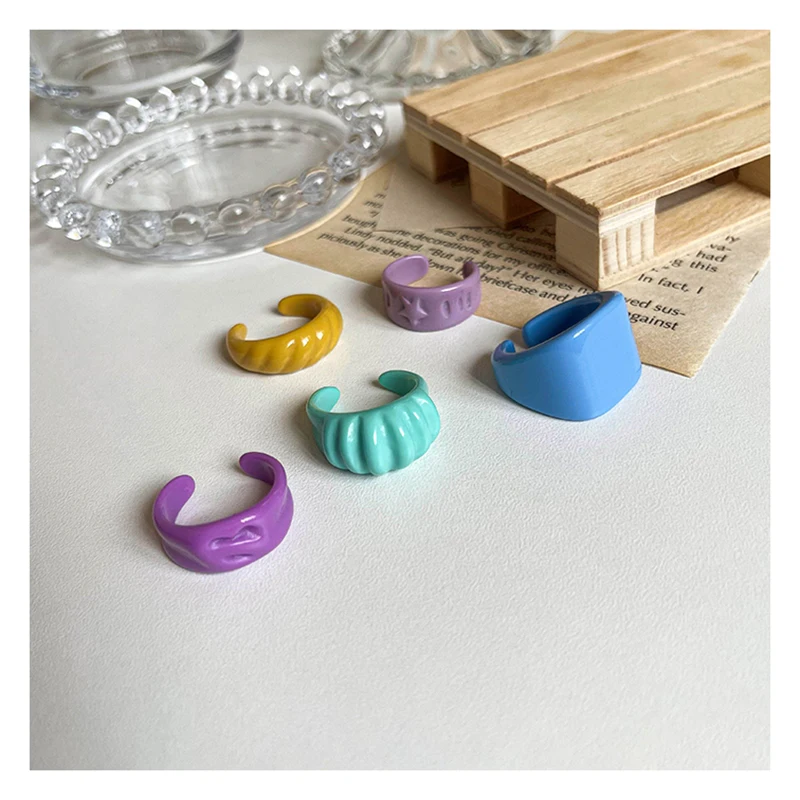 

5 Designs Colorful Hollow Croissants Acrylic Rings Star Twisted Irregular Resin Ring Cute Minimalist Handmade Korean Jewelry Hot