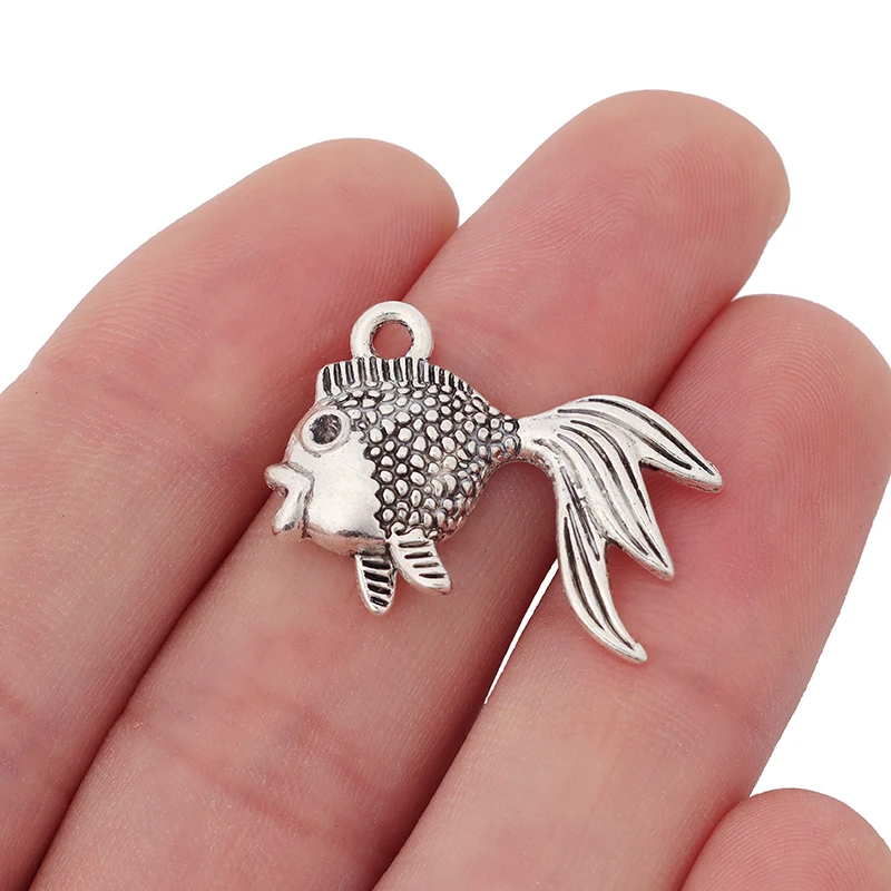 

Antique Silver Fish Goldfish Charms Pendants for DIY Bracelet Necklace Jewelry Findings Making