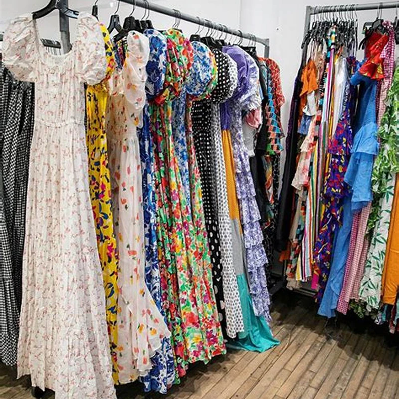 

Womens second hand used clothing silk scarf silk dress used summer clothes in bales, Mixed color