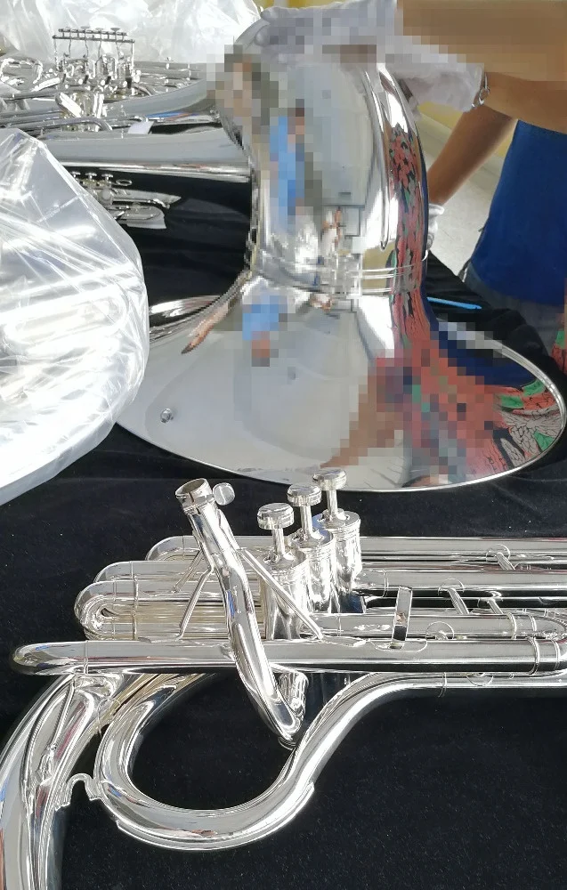 
Gold lacquer / Silver plated Bb key Sousaphone (JSH-110) 