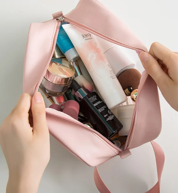 

Eco Friendly Travel Portable Women&Men Clear Transparent PVC Waterproof Makeup Cosmetic Toiletry Washing Bag