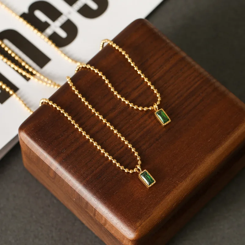

Elegant Square Green Zircon Necklace Light Luxury Jewelry 18k Pvd Gold Plated Bead Chain Necklace