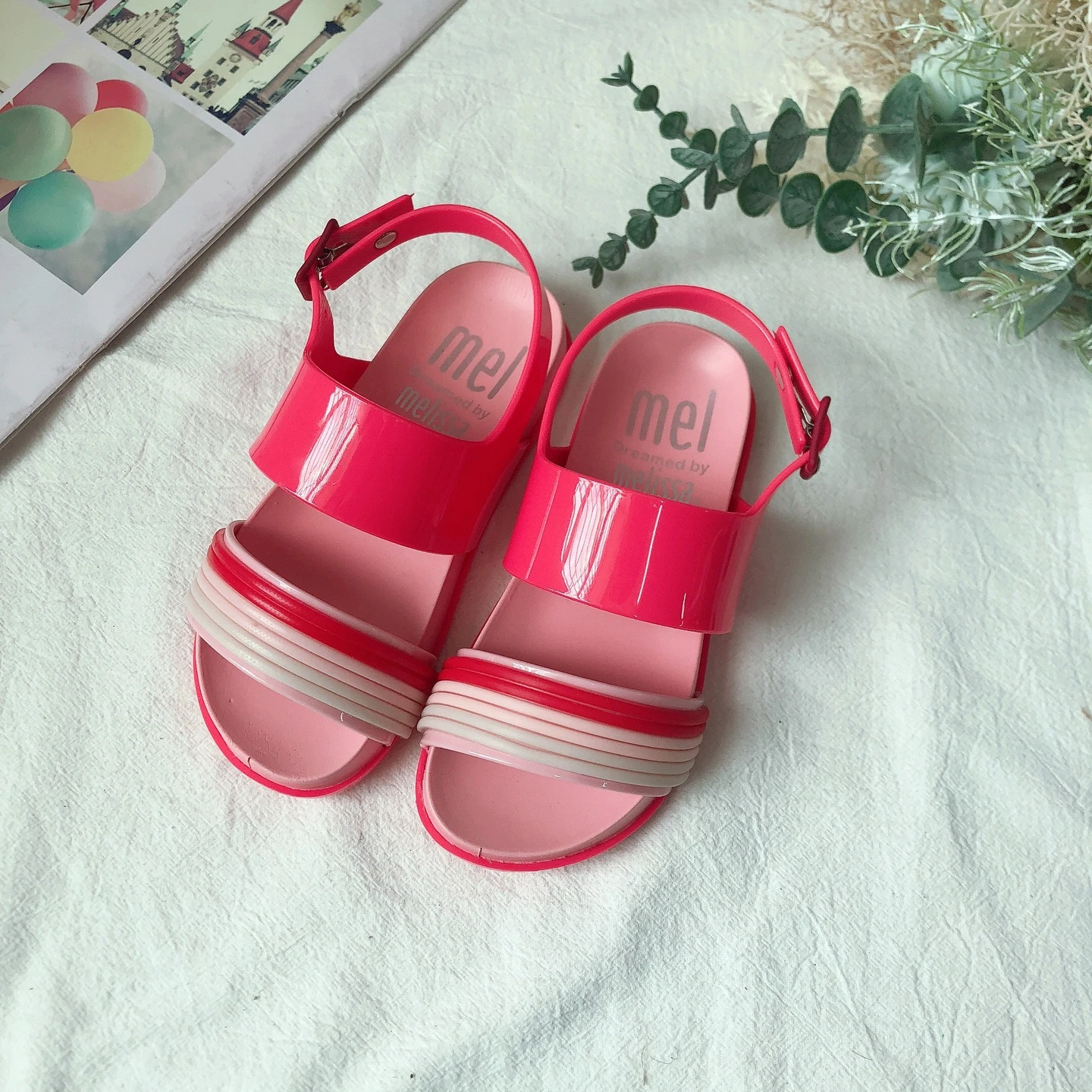 

Rainbow Soft Children's Beach Shoes Kids Summer Open Top Sandals Princess Fashion Cute High Quality Girls Sandals, Picture