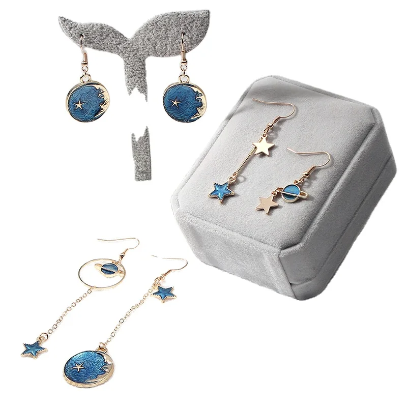 

INS web celebrity long tassel star asymmetrical pendant earrings