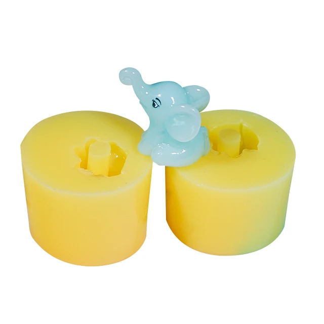 

elephant Dumbo Straw silicone straw topper mold, Yellow