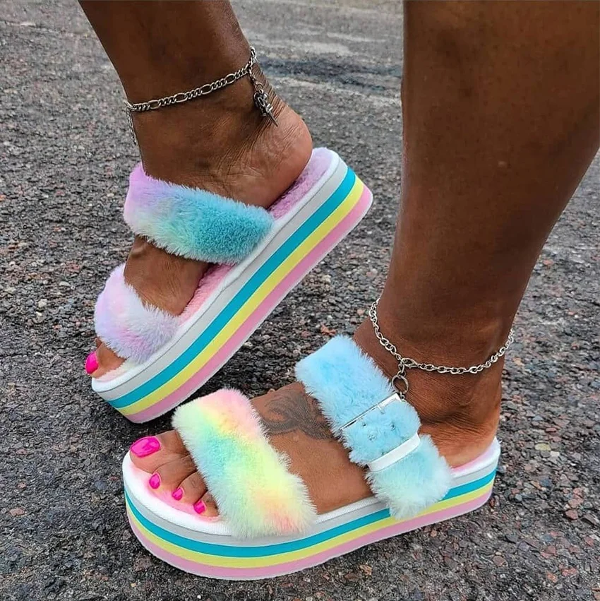 

Rainbow Color Bottom Luxury Fluffy Fur Women Sandals Comfortable Two Band Metal Buckle Slides Comfy Fur Slippers Shoes Women, Black,colorful