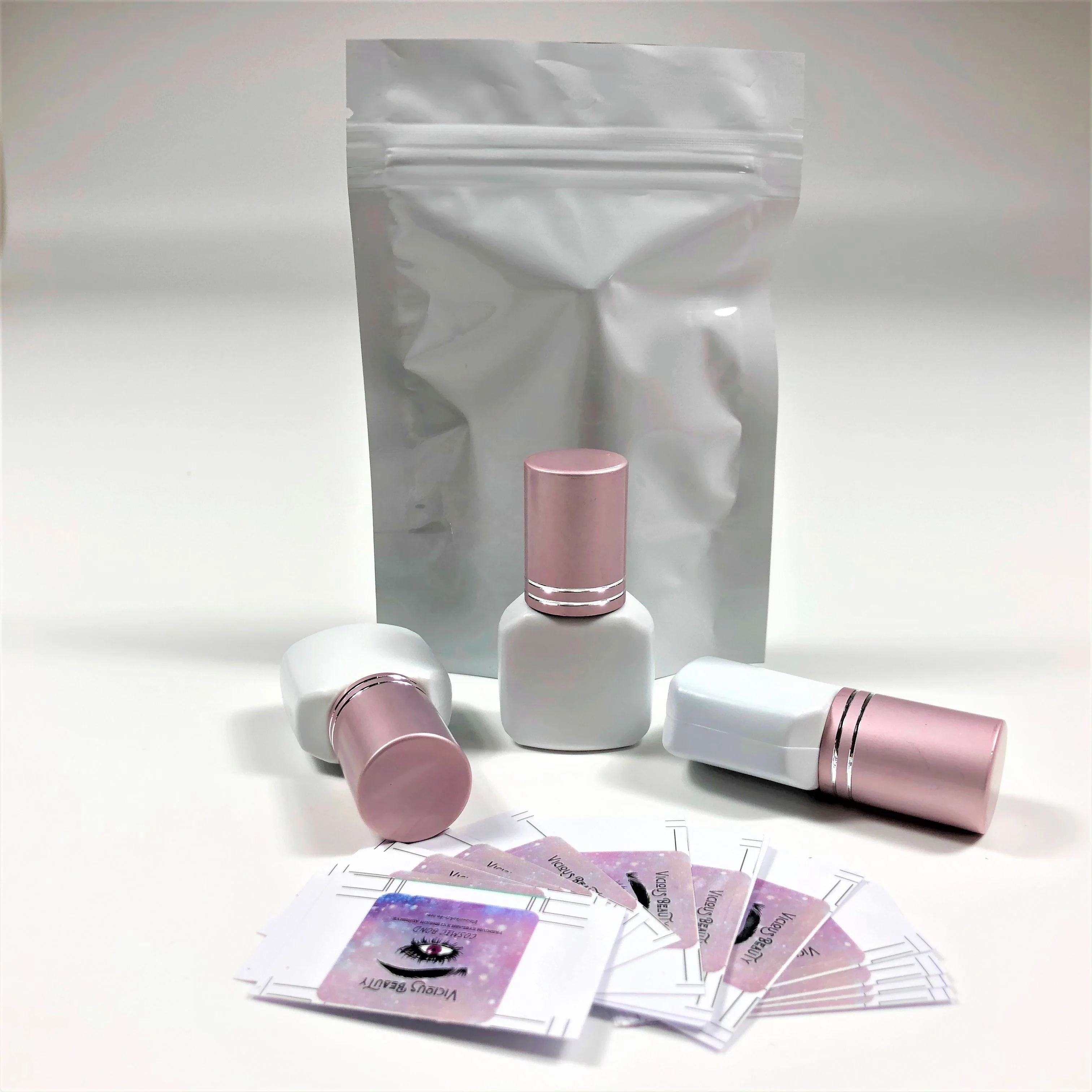 

Private label eyelash glue MSDS 1sec. 2sec. fast dry eyelash extensions Adhesive glue 6-8 week retention with lavender matel, Black
