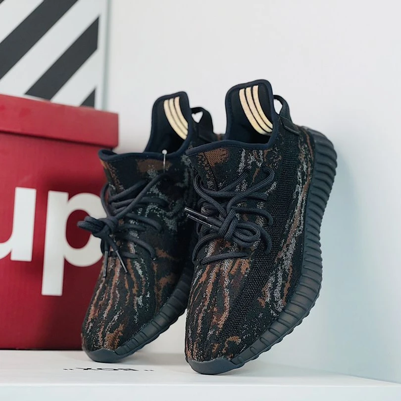 

Source Factory Brand Ad Yeezi 350 V2 Casual Sport Man Sneaker Running Shoes