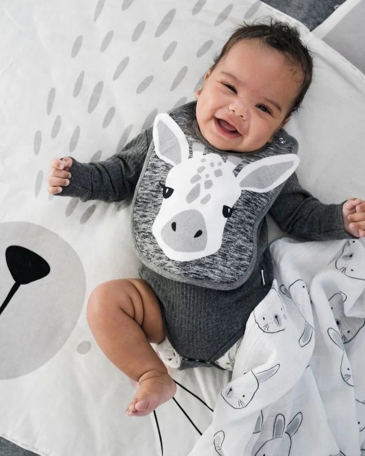 Натуральный органический хлопок Детский слюни нагрудники-супер поглощение воды и мягкое Слюна полотенце для прорезывания зубов и слюни для мальчиков и девочек