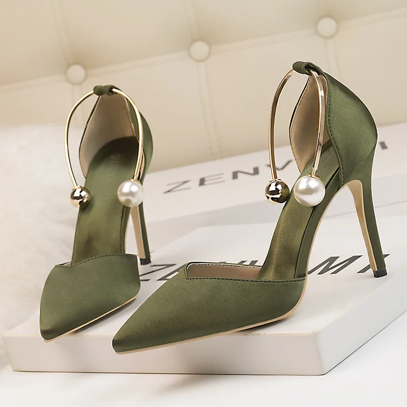

Silk fabric lady pump women heels sandals pu leather pearl design leather latest ladies private label fashion high heels shoes, Red, green, white, black