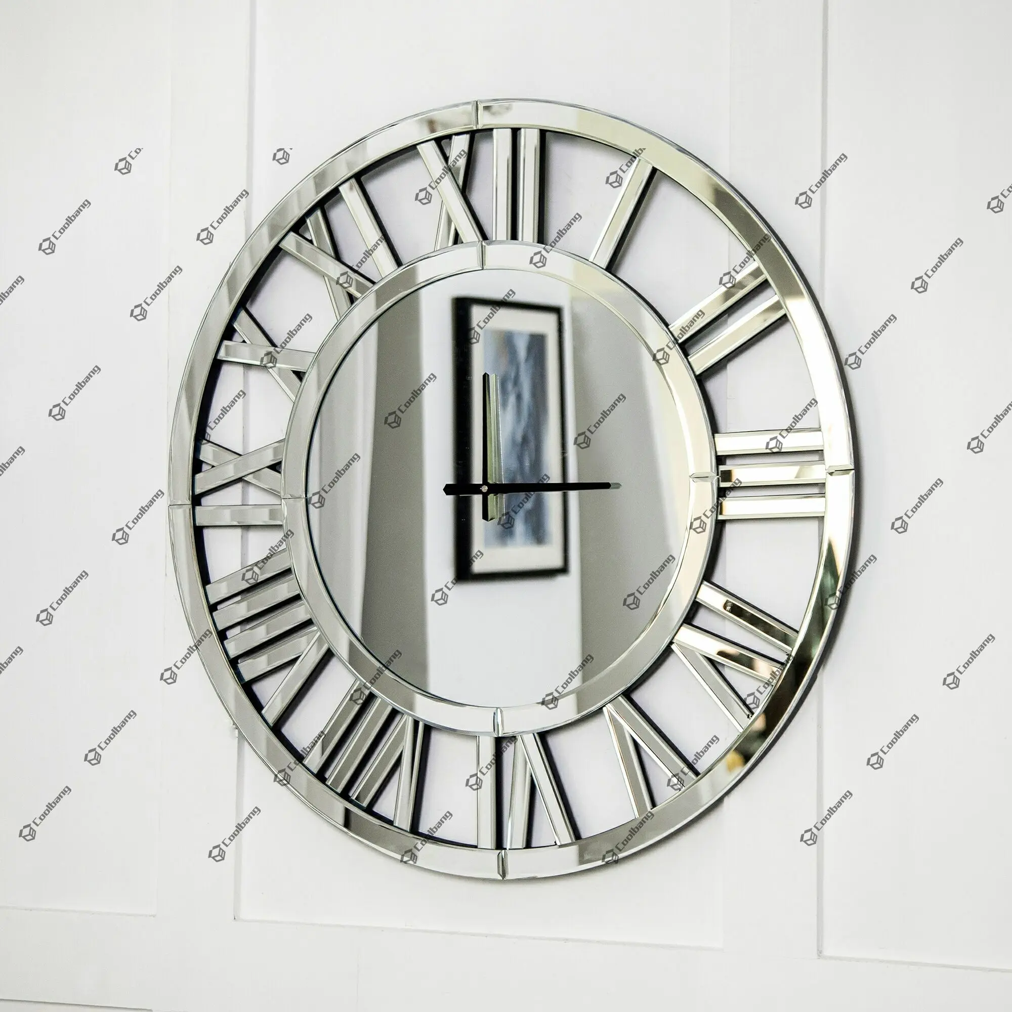 

Free Shipping Modern Mirrored Decorative 3D Roman Wall Clocks Home Decoration, Silver