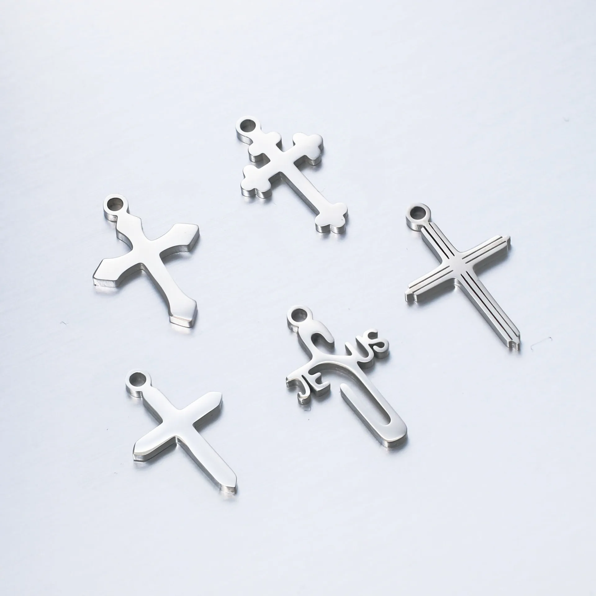 

Stainless Steel Mirror Polished Jesus Christ Cross Charms Pendant Silver Color for DIY Jewelry Making