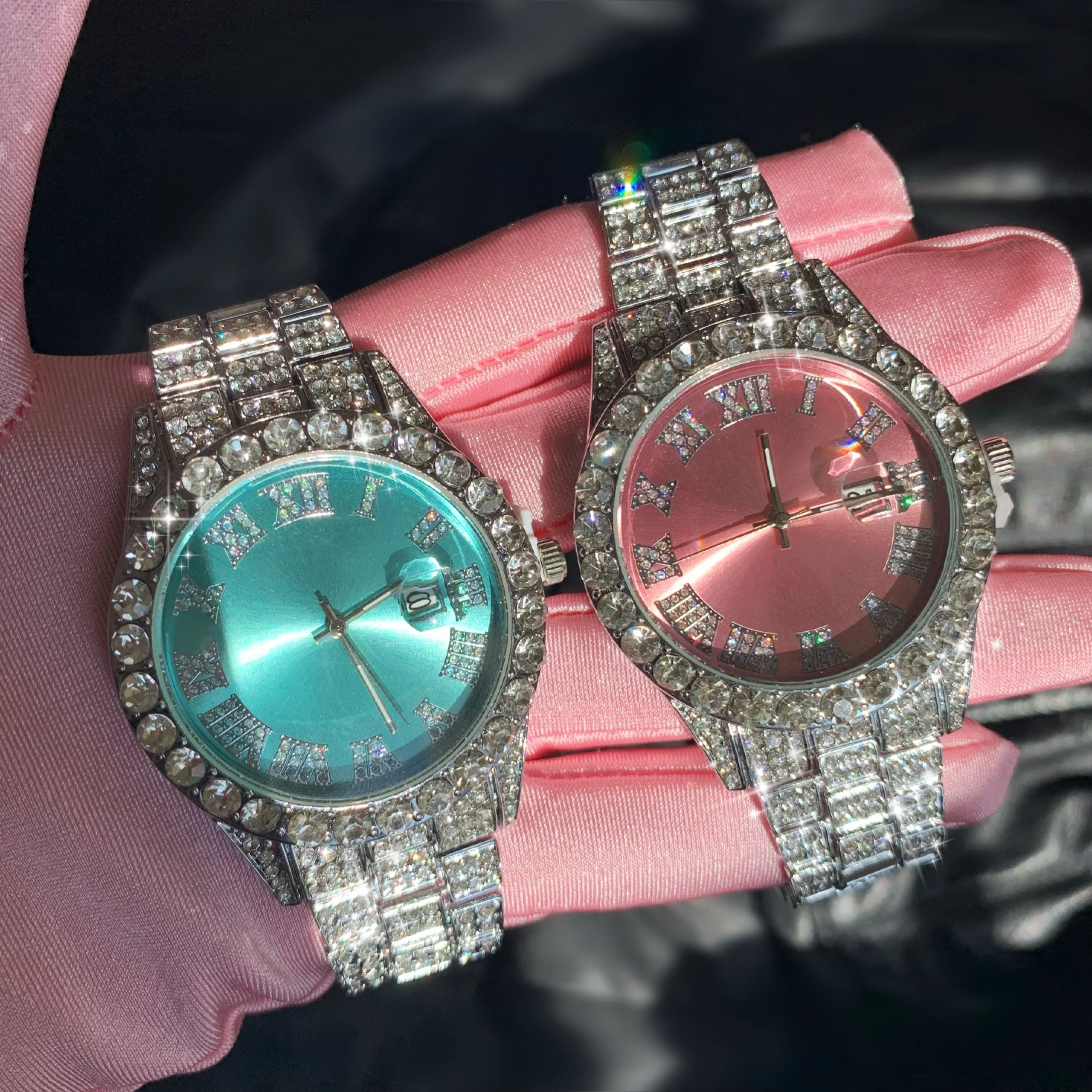 

TIME TO GET ICY Hip Hop Fully Iced Out Diamond Lady Jewellery Quartz Watch Luxury Silver Light Blue Rhinestone Watch For Women, Customized colors