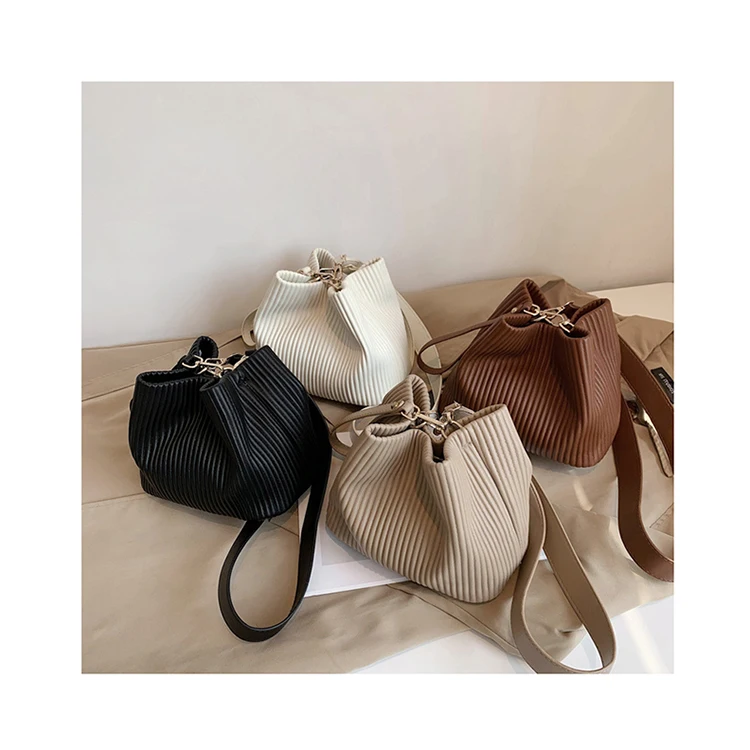 

Striped Ladies PU Retro Bucket Shoulder Purses Fall Winter Ruched Women Hand Bags 2021 Luxury Drawstring Handbags for Women