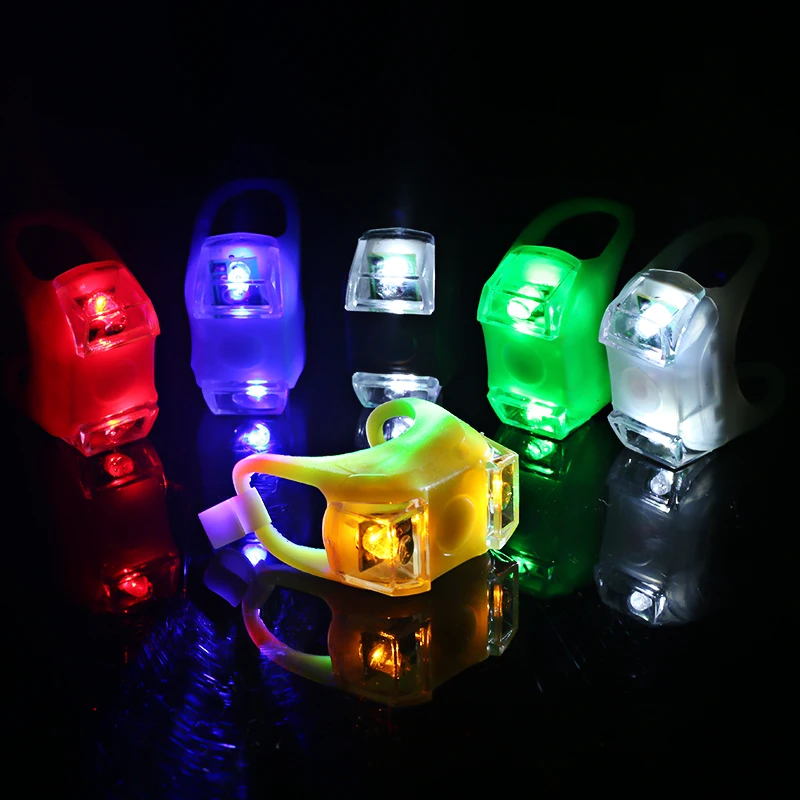 

A New Generation Of Led Frog Bike Light Safety Accessories Waterproof Material Mountain Bike Night Riding Light Warning