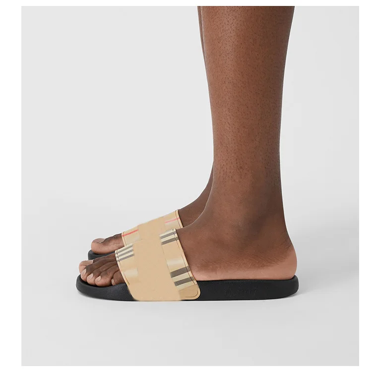 

Designer logo flat sandal bathroom slipper indoor slippers for women plastic slide men casual flat sandals