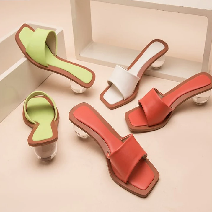 

2020 Explosion Style Bright Color Women Lady Round Heel Square Toe Sandals, Customized color