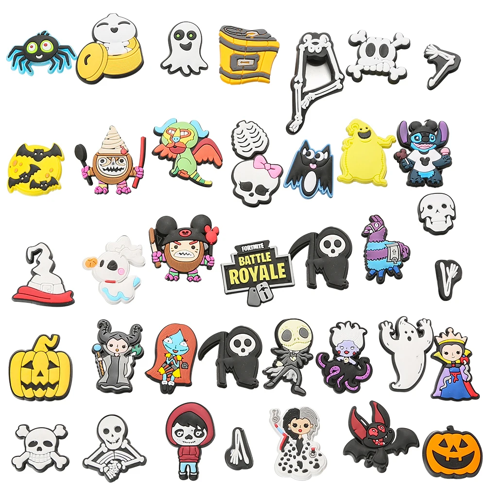

50pcs Random mix Fashion Shoes Charms Halloween Series Decor Buckle For Gift Silicone Cartoon Children ripped sandal Accessories, Shown