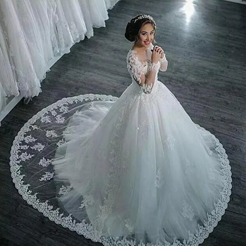 

Simple Fishtail Wedding Dress White Sexy Lace Embroidered One Shoulder Small Tail Bridal Dress