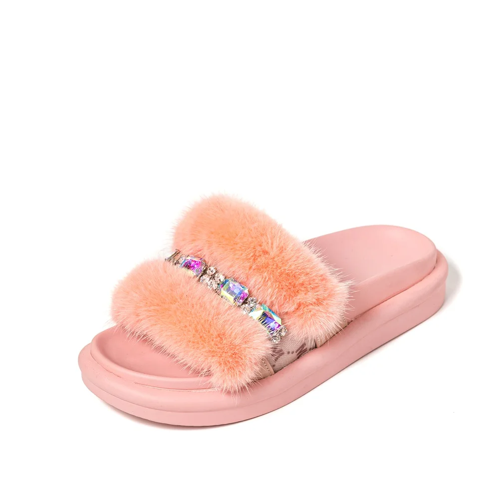 

Very Beautiful And Noble Fashionable Fur Women's Slippers Inlaid With Diamonds