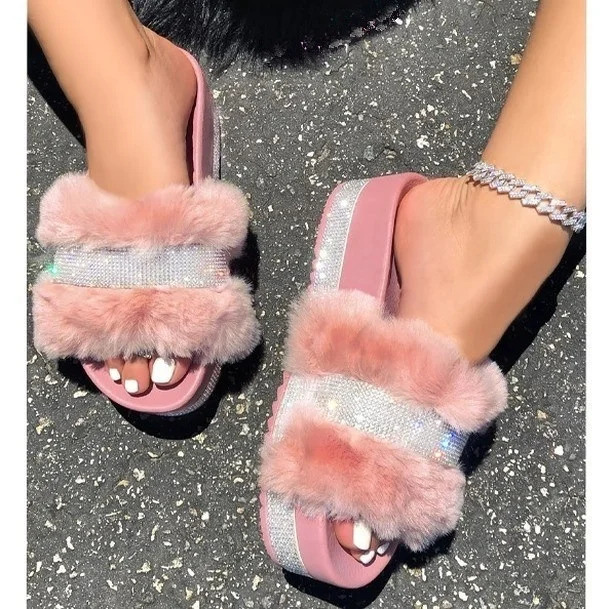 

Wholesale Faux Fur Women Shoes Platform Diamond Slides Rhinestone Thick Sole Bling Slippers Outdoor Lady Sandals