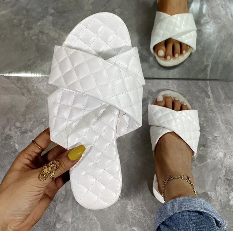 

Custom Logo Fashion Crossed Slides Shoes Ladies White Slippers 2021 Beach Style Flat Sandals Women, As pictures or customized color