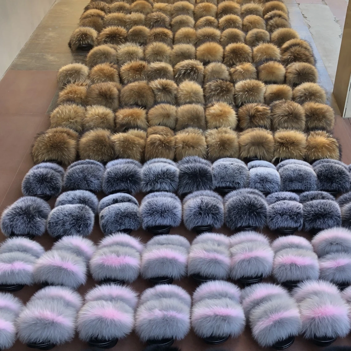
Factory Direct Wholesale Quality Colorful Fur Sliders Factory Price real fox fur slippers fur slides 