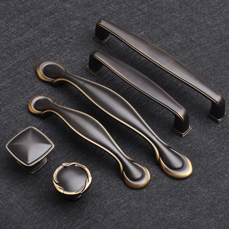 

Zinc Alloy Black Cabinet Handles American style Kitchen Cupboard Door Pulls Drawer Knobs Fashion Furniture Handle Z-3025, Black bronze