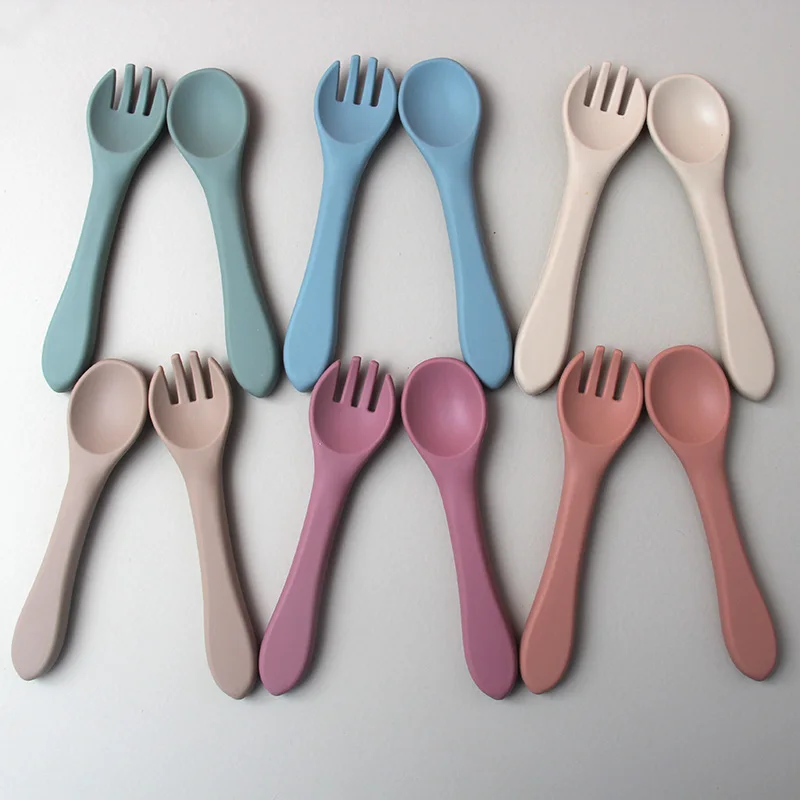 

2021 New Baby Silicone Spoon with BPA Free, 5 colors in stock, weclome custo colors